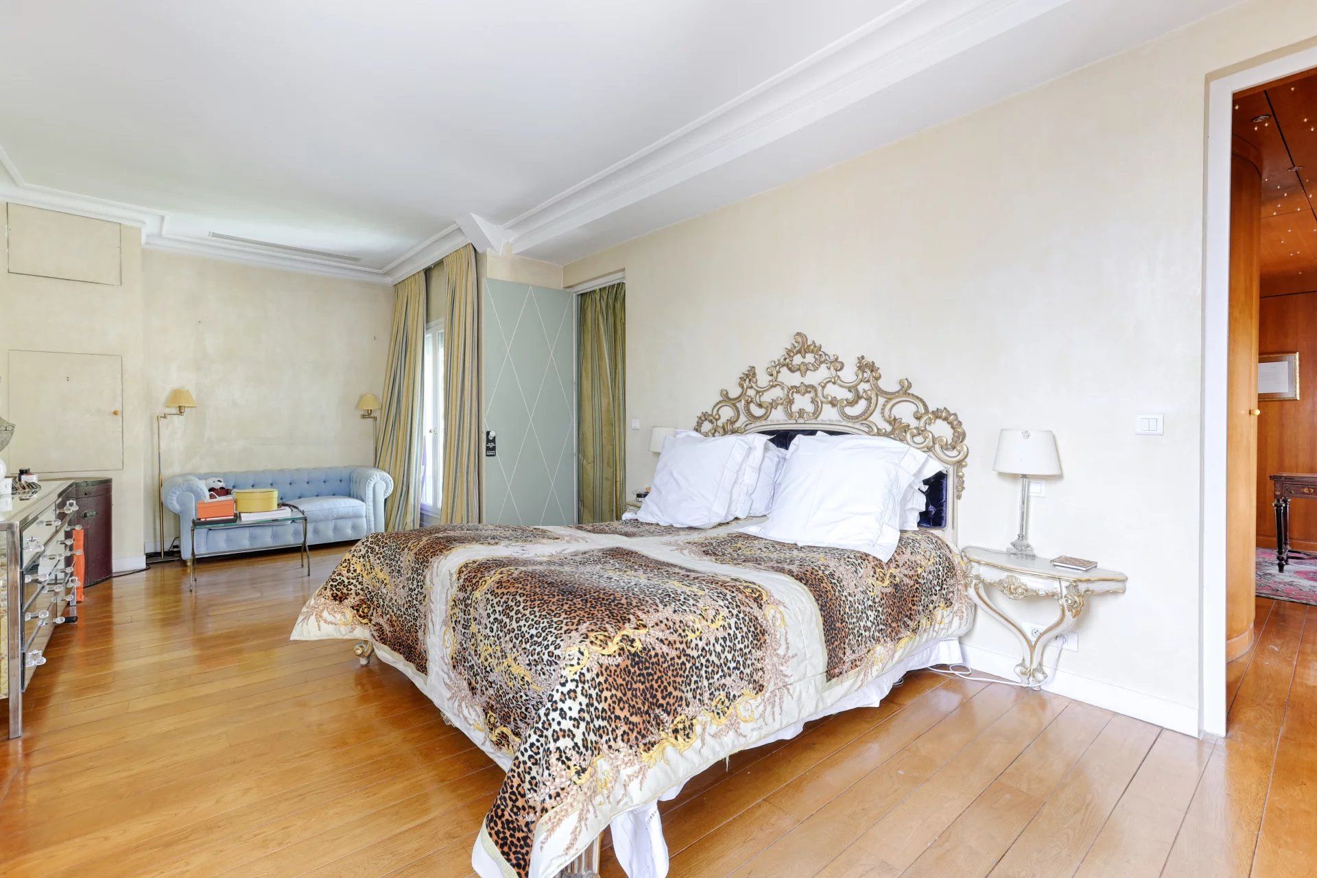 appartement 6 Pièces en vente sur Paris 18ème (75018)